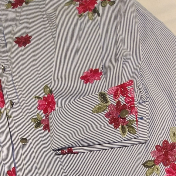 Neiman Marcus button up embroidered shirt sz S - Picture 2 of 9